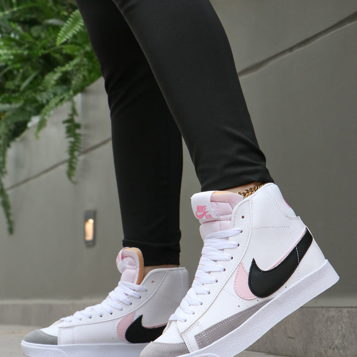 NIKE BLAZER MID "77 VINTAGE - UNISEX